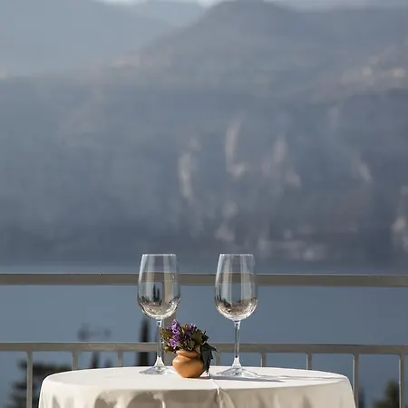 Casa Bianca 2* مالتشيزينيه